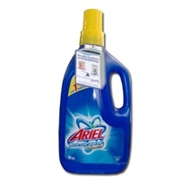 Nước giặt Ariel 1,8L